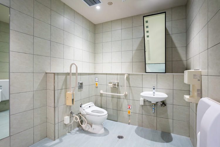 Lavabo treo tường là loại chậu rửa treo tường được lắp đặt cố định lên tường